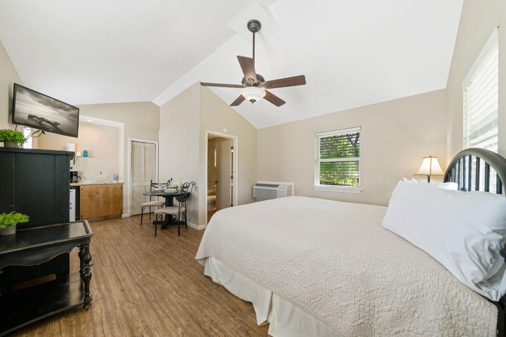 Blanco Riverside Cottages Esterno foto