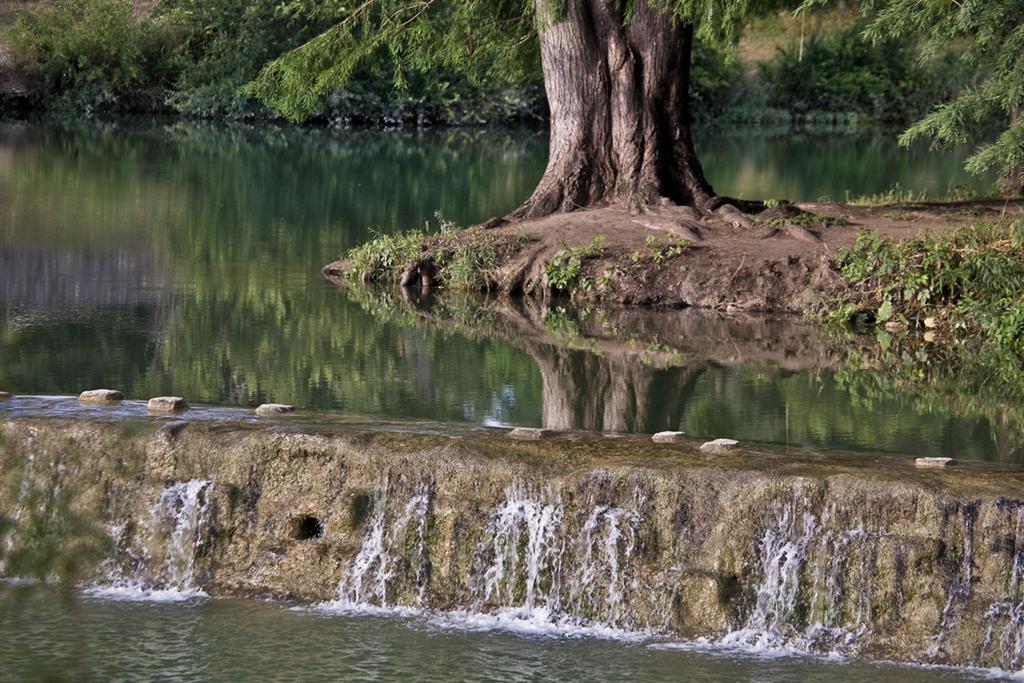 Blanco Riverside Cottages Esterno foto