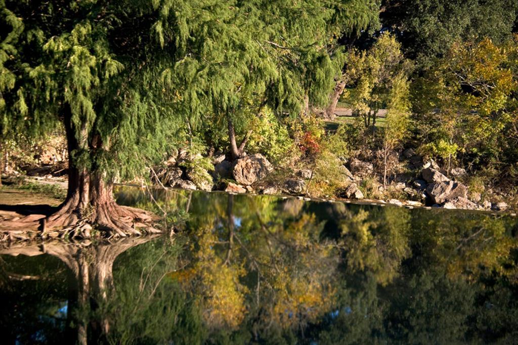 Blanco Riverside Cottages Esterno foto